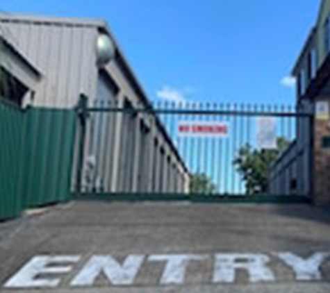Southport Self Storage - Southport, QLD