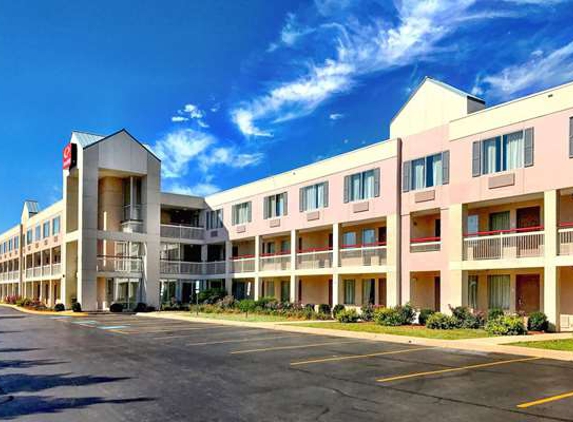 Econo Lodge - Willowbrook, IL