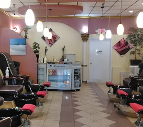 TC Nail & Spa - Huntington, WV