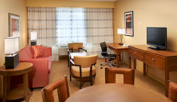 Courtyard by Marriott - Milwaukee, WI