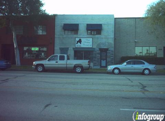 Blue Ribbon Pet Grooming - Pasadena, CA