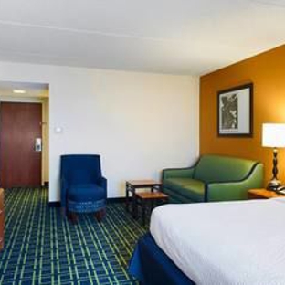 Fairfield Inn & Suites - Evansville, IN