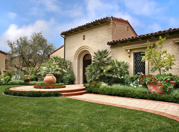 Chris' Bargain Lawn Care - Escondido, CA