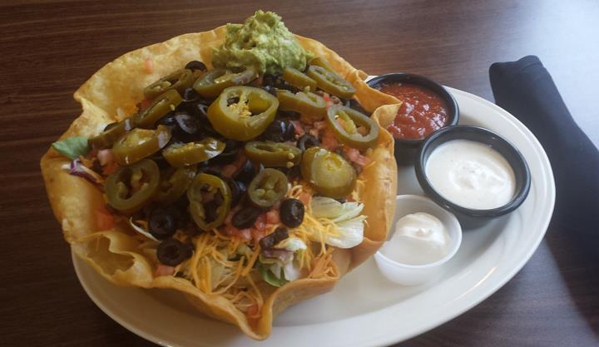 Chip's Restaurant & Bar - Wahoo, NE