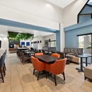 Holiday Inn Express & Suites Raleigh NE - Medical Ctr Area by IHG