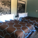 Hotel Blue Spring - Lodging
