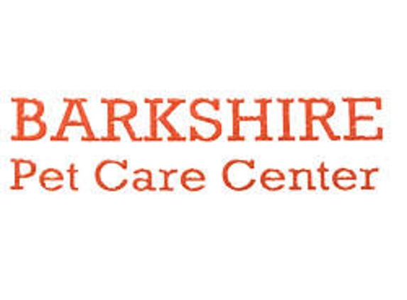 Barkshire Pet Care Center - Neenah, WI