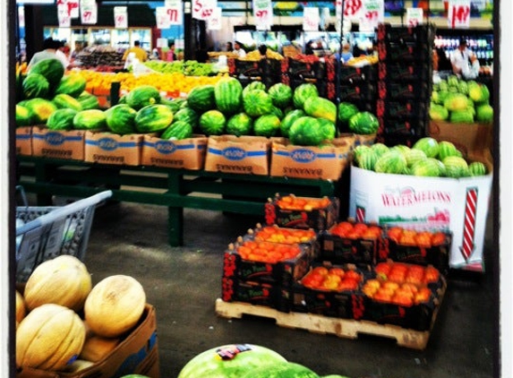 Randazzo's Joe Fruit & Vegetable Market - Westland, MI