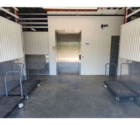 Extra Space Storage - Middleburg, FL