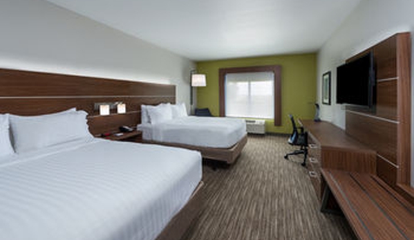 Holiday Inn Express Troy - Troy, IL