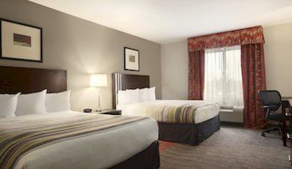 Country Inns & Suites - Dearborn, MI