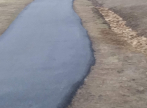 Reliable Paving - Blountville, TN. Edge looks like its first time braking up real thin very poor job Joseph did would not recommend