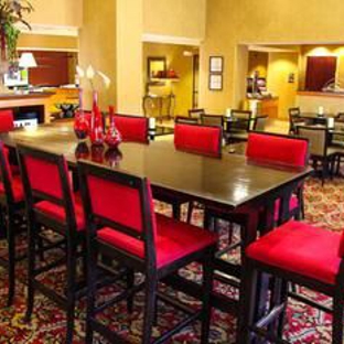 Hampton Inn & Suites Grenada - Grenada, MS