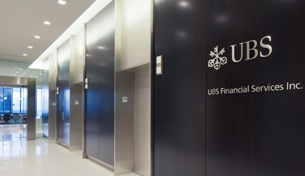 Hunter Charbonnet, CRPC - UBS Financial Services Inc. - New Orleans, LA