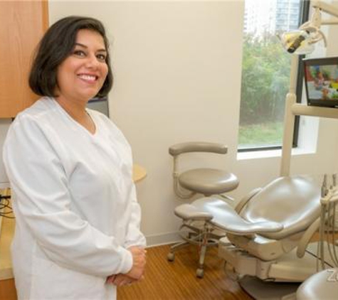 Cosmo Smiles Dental - Arlington, VA