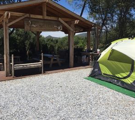 Yosemite Gold Country Lodge - Coulterville, CA