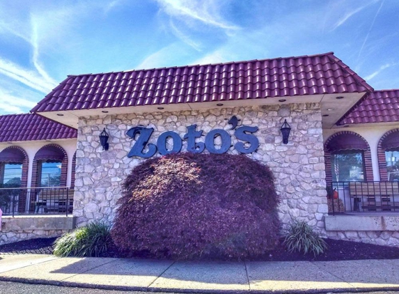 Zoto's Diner-Restaurant - Line Lexington, PA