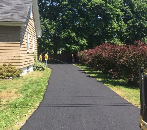 Poole Brother's Paving & Sealcoating - Casco, ME