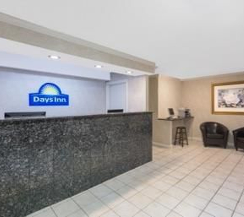 Days Inn by Wyndham Goose Creek - Goose Creek, SC