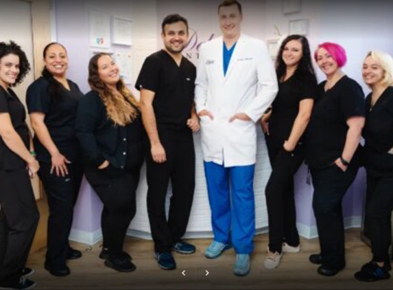 Deluxe Dentistry-General-Emergency-Cosmetic-Implant-Sedation-Dentists - Lawrenceville, NJ