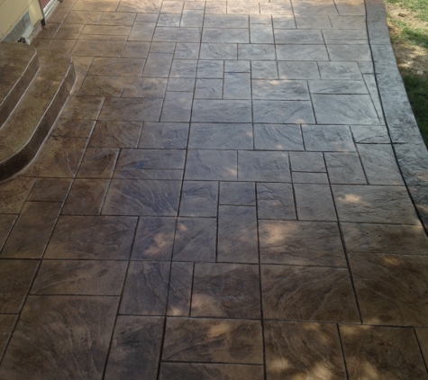 Cardenas Concrete and Landscaping Work, LLC. Back patio