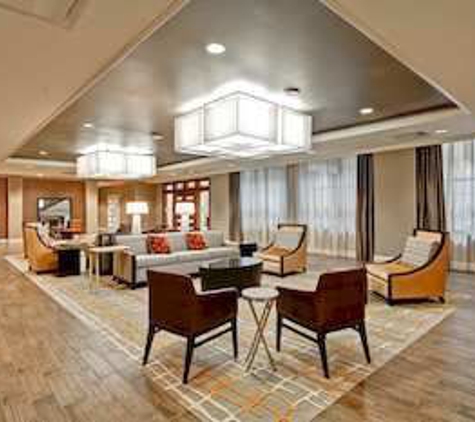 Hampton Inn & Suites Cincinnati-Downtown - Cincinnati, OH