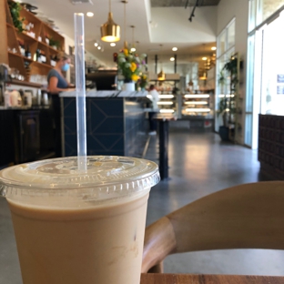 Frost Me Cafe & Bakery - San Diego, CA