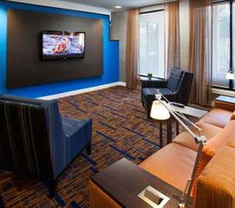 Courtyard by Marriott - Phoenix, AZ