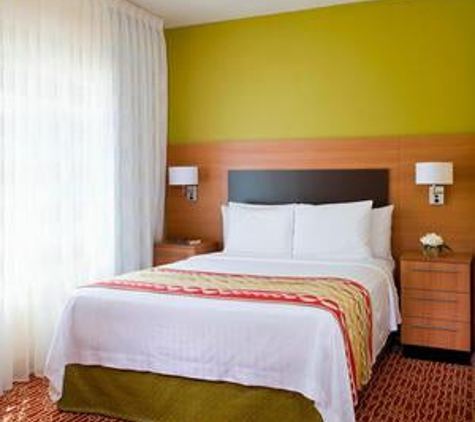 TownePlace Suites Dallas Bedford - Bedford, TX