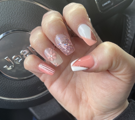 Ie Upscale Spa & Nails - Granbury, TX. Love love love them Kimmy!