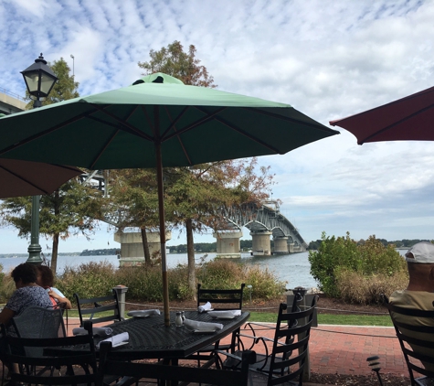 Riverwalk Restaurant - Yorktown, VA