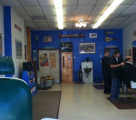 Craig's Barber Shop - Spencer, MA