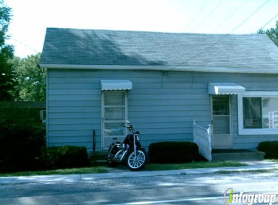 Rich's Barber & Tanning - Caseyville, IL