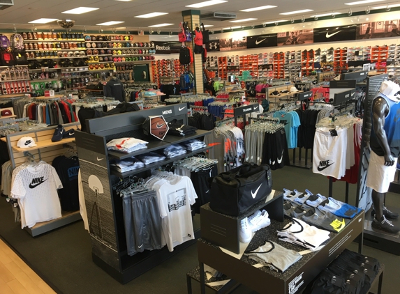 Hibbett Sports - Beeville, TX