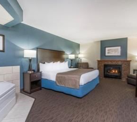 Baymont Inn & Suites - Owatonna, MN