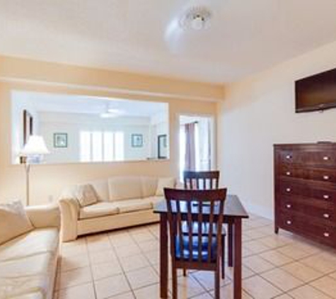 Naples Park Central Hotel - Naples, FL