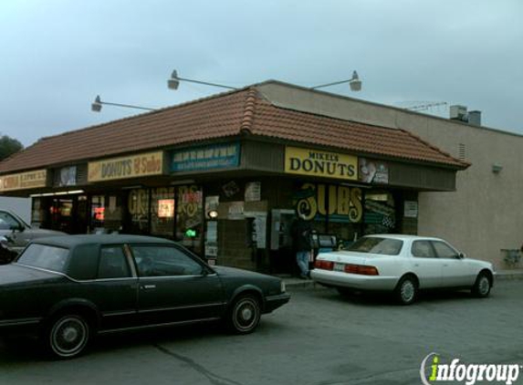 Mikel's Donuts - Bloomington, CA