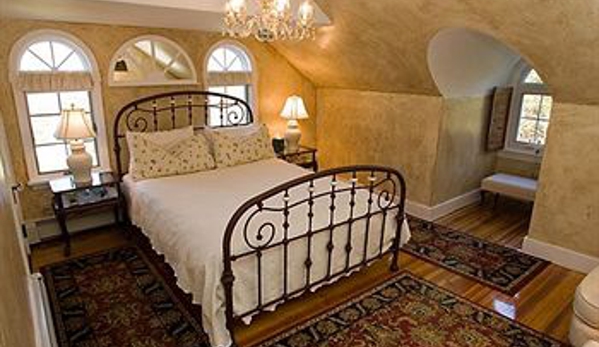 Historic Jacob Hill Inn - Seekonk, MA