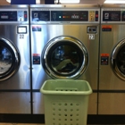 Coral Way Lavanderia Coin Laundry