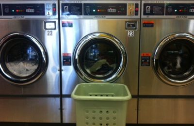 Coral Way Lavanderia Coin Laundry Miami FL 33145