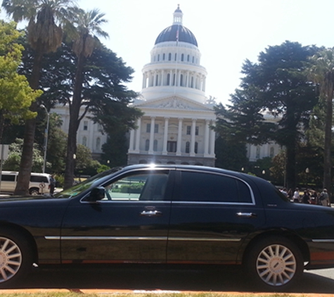 Airport Town Car Service - Sacramento, CA