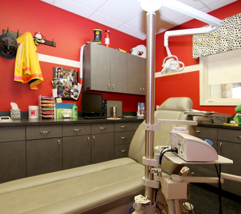 Smiles Of Austin - Austin, TX. Fire Station themed operatory at Austin pediatric dentist and orthodontist Smiles of Austin