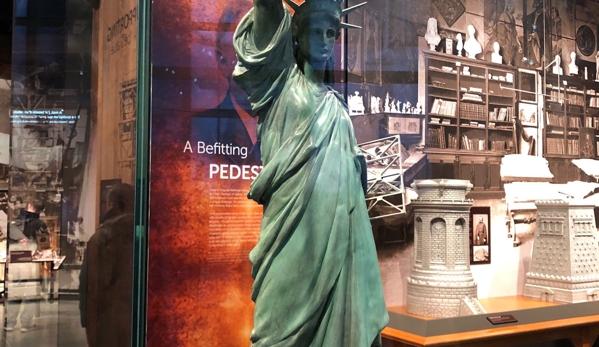 The Statue of Liberty Gift Shop - New York, NY
