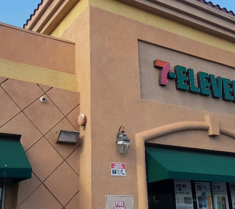 7-Eleven - Santa Ana, CA