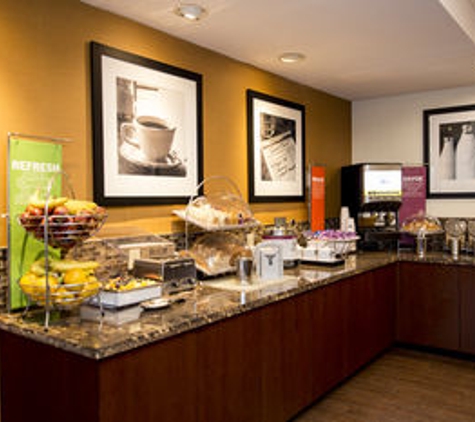 Hampton Inn Philadelphia-International Airport - Philadelphia, PA