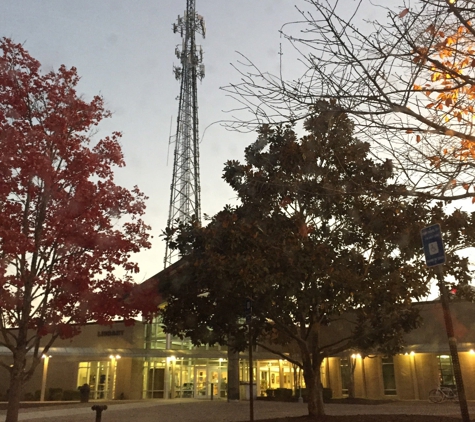 Peachtree City Library - Peachtree City, GA