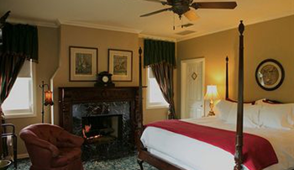 Sanford House Inn & Spa - Arlington, TX