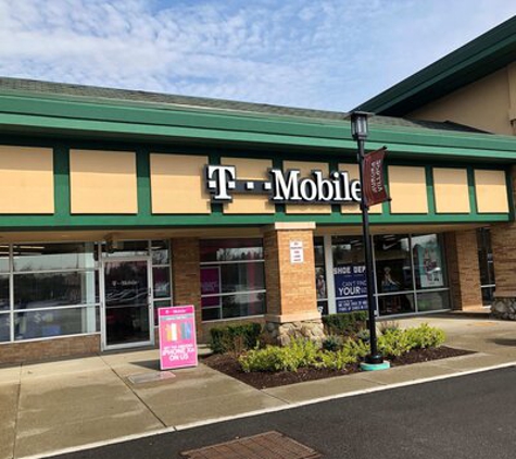 T-Mobile - East Aurora, NY