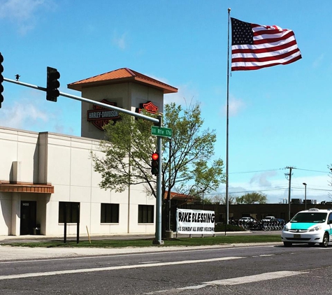 Lake Shore Harley-Davidson - Libertyville, IL