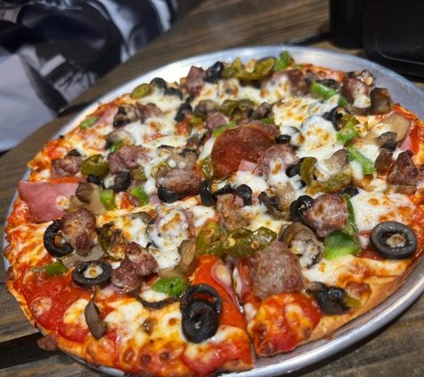 Johnny's Pizza House - Monroe, LA